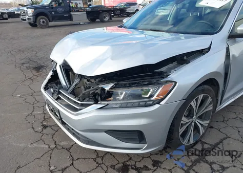 2021 Volkswagen Passat 2.0T Se z USA, uszkodzony, nr VIN 1VWSA7A3XMC015257